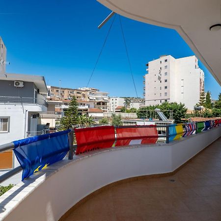 Hoteleks Inn & Suites Саранда Экстерьер фото